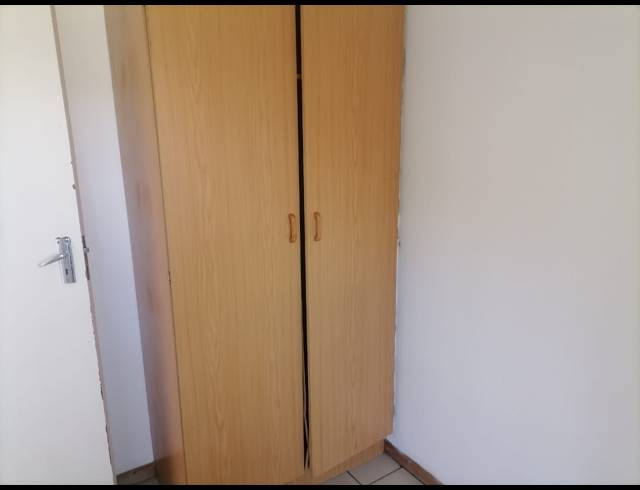 2 BEDROOM APARTMENT FOR SALE IN ANNADALE